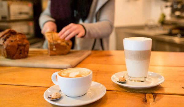 Lecker Kuchen und Kaffee-Spezialitäten